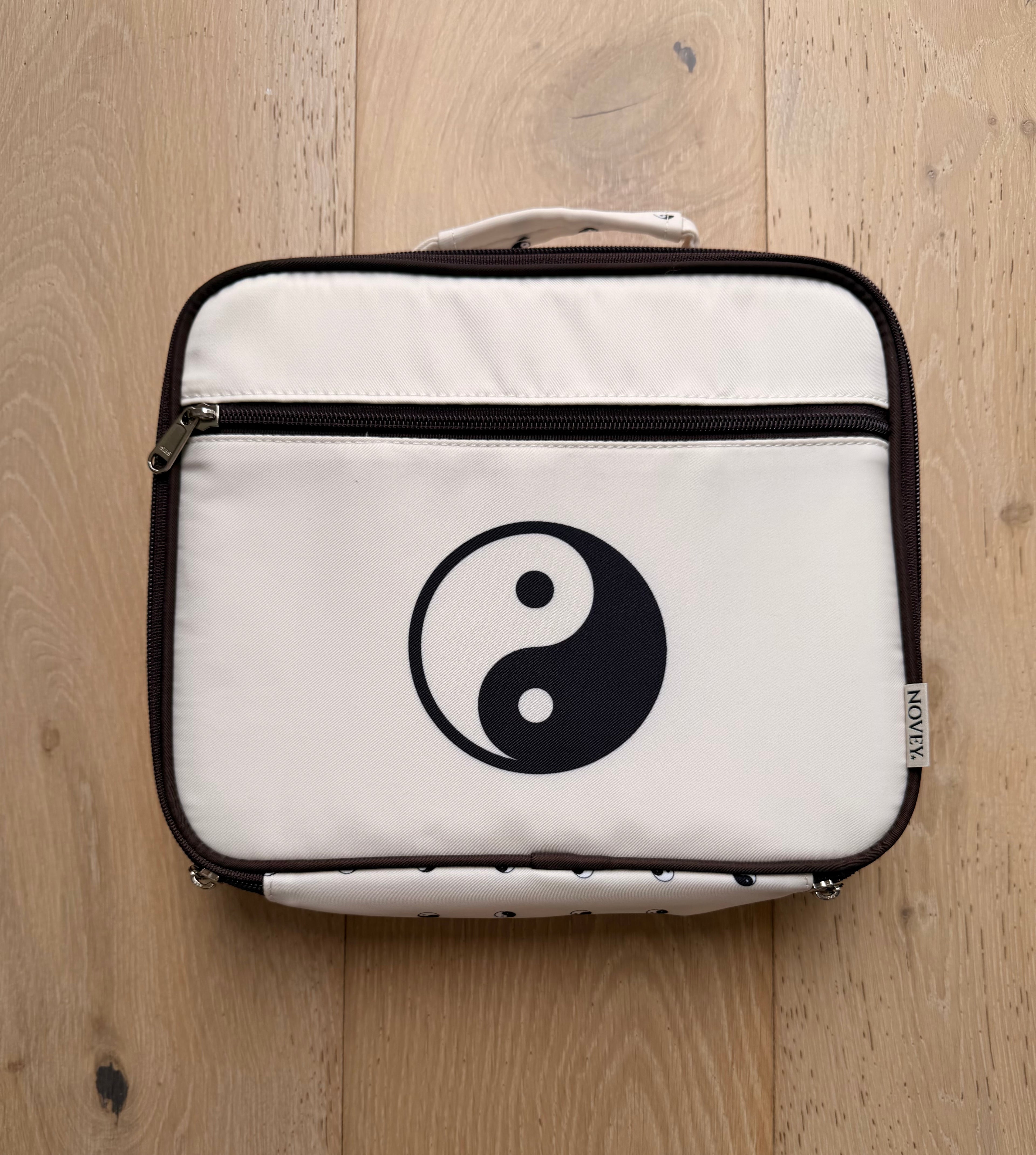 SAMPLE BALANCE LUNCHBAG